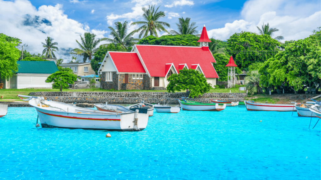 Маврикий Христианство